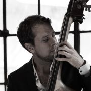 Caspar van Meel am Kontrabass