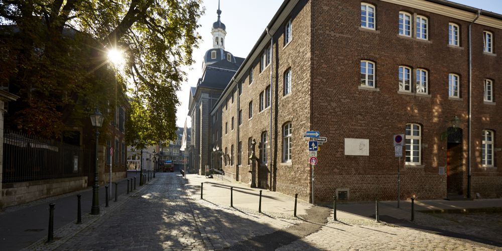 Fassade des Backsteinhauses